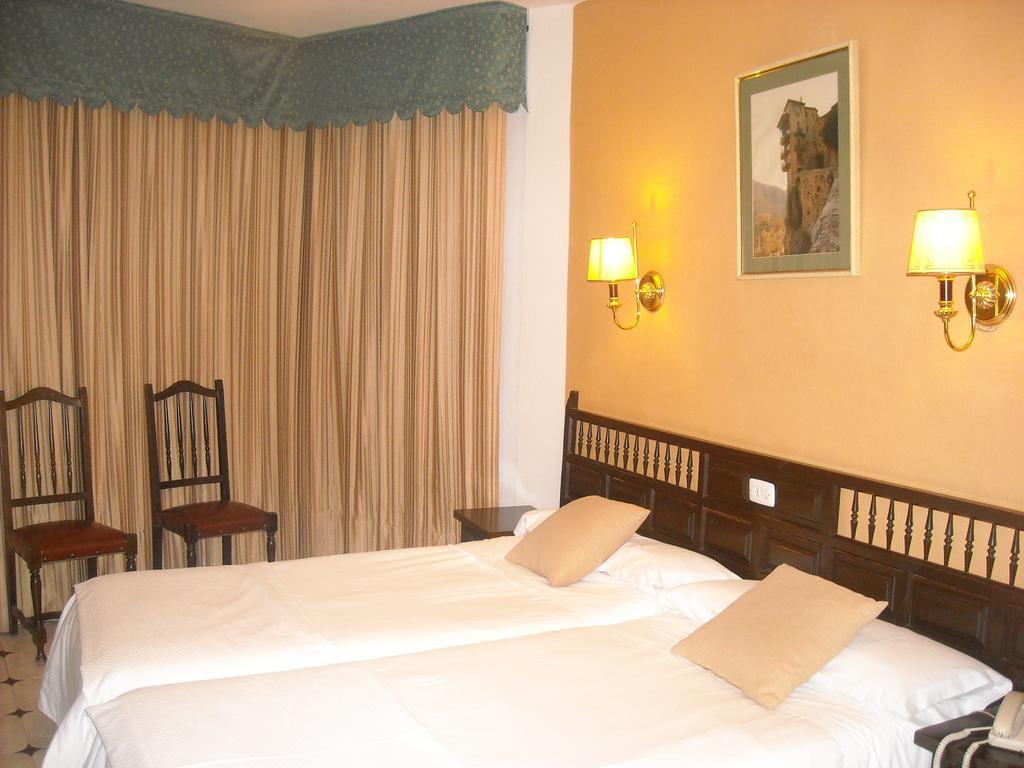 Hostal Residencia Avenida Cuenca  Luaran gambar