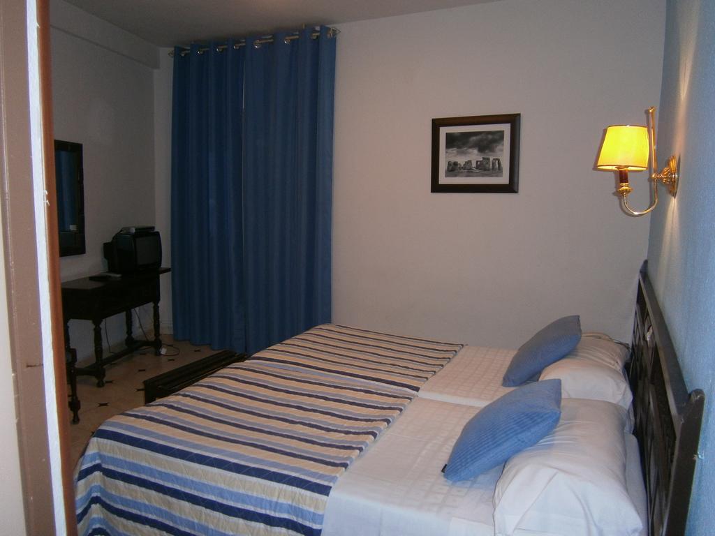 Hostal Residencia Avenida Cuenca  Luaran gambar