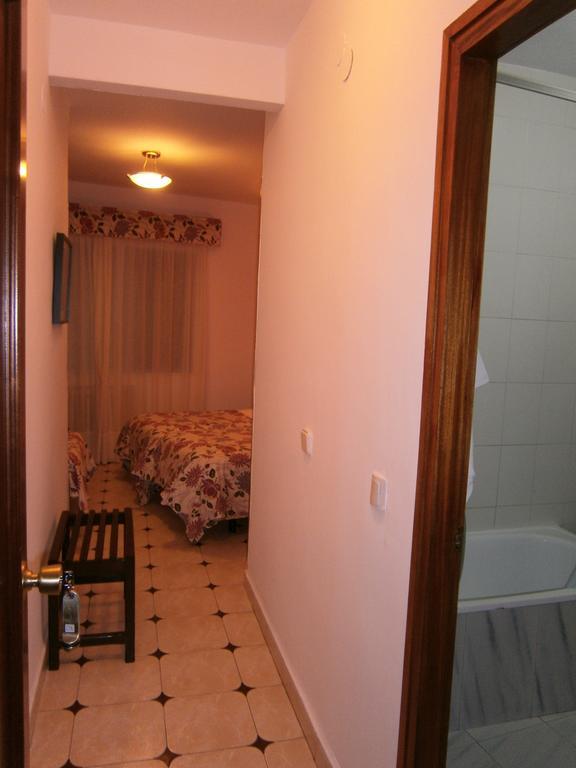 Hostal Residencia Avenida Cuenca  Luaran gambar