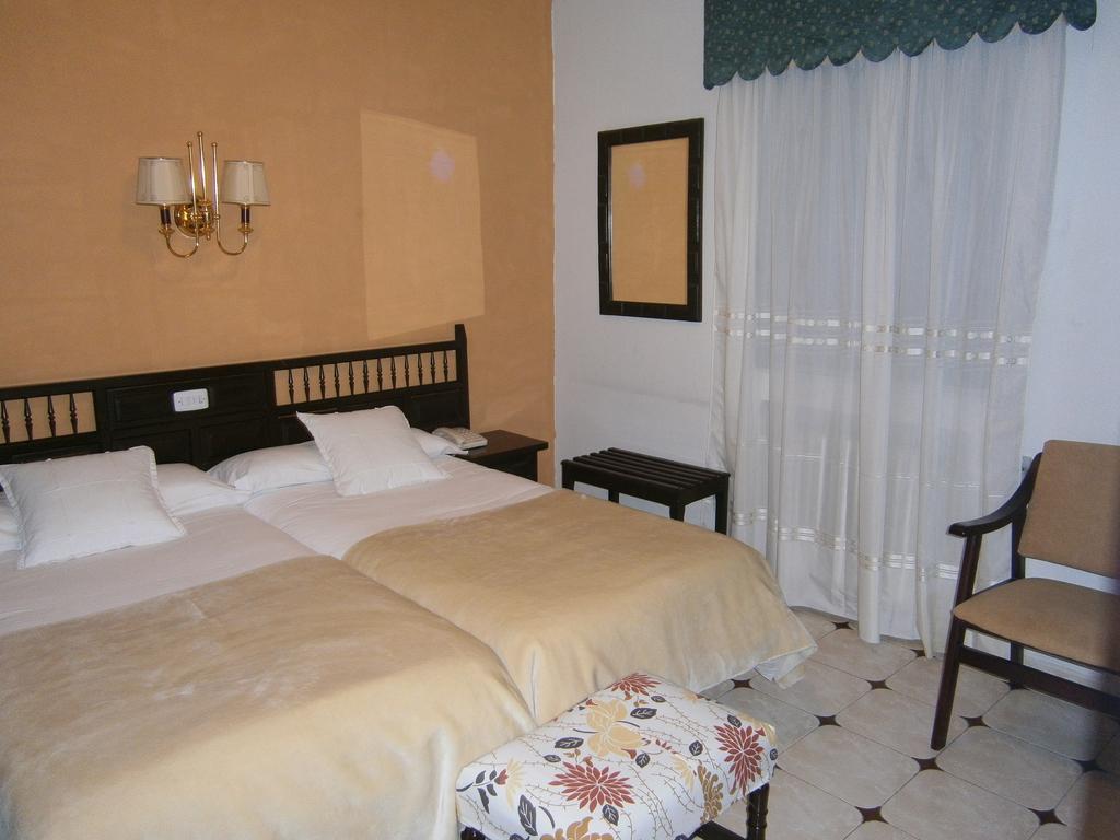 Hostal Residencia Avenida Cuenca  Luaran gambar