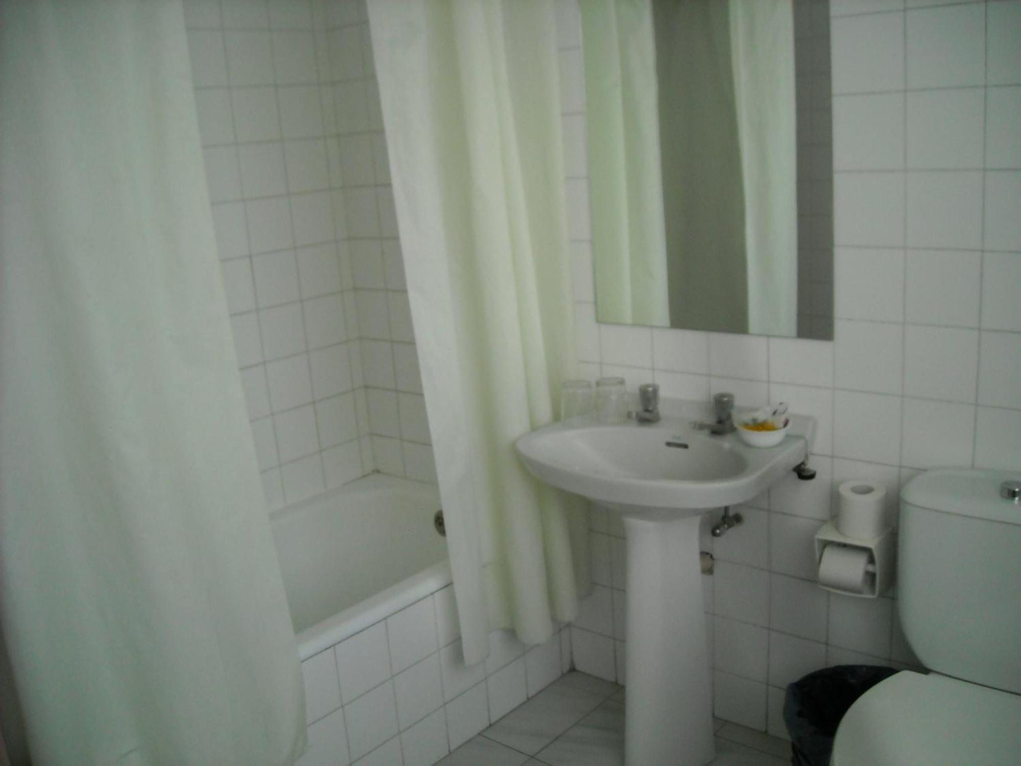 Hostal Residencia Avenida Cuenca  Luaran gambar