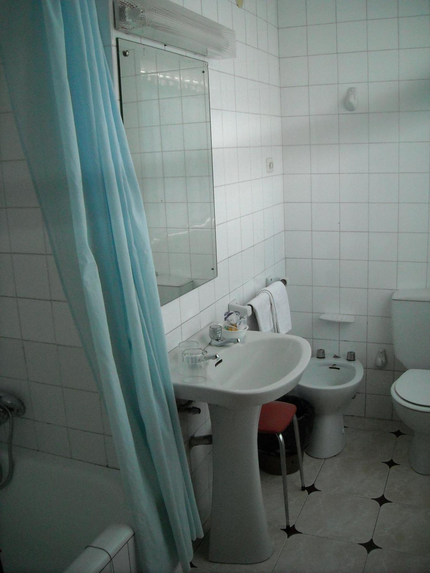 Hostal Residencia Avenida Cuenca  Luaran gambar
