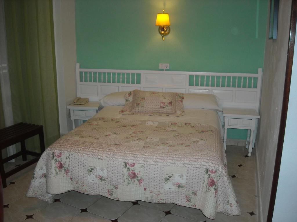 Hostal Residencia Avenida Cuenca  Luaran gambar